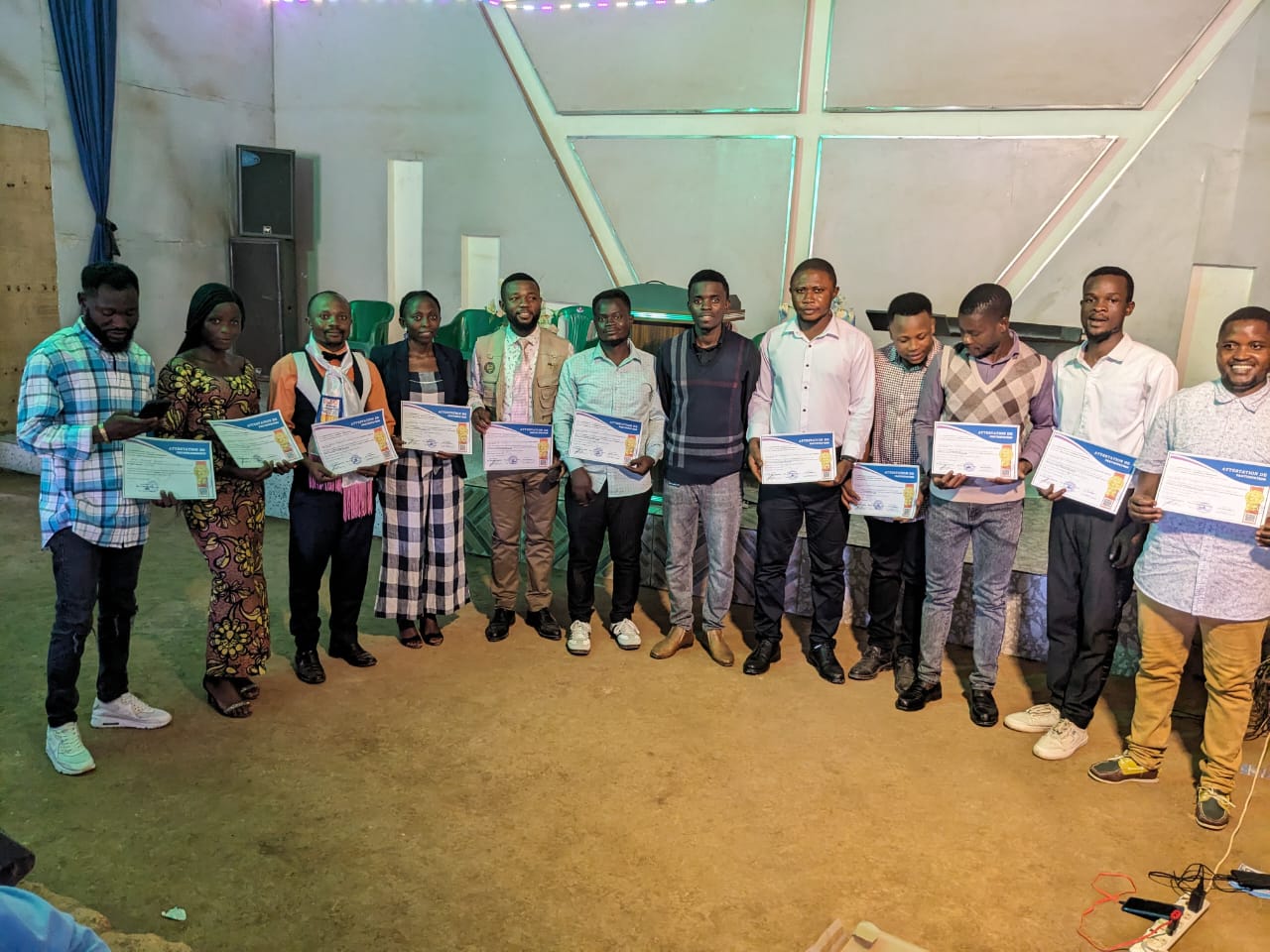 REMISE DES ATTESTATIONS DE PARTICIPATION